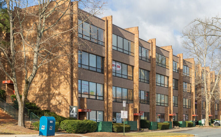 Pictures of Office property located at 4 Professional Drive, Gaithersburg, MD 20879 for sales - image #1