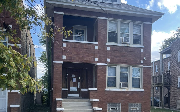 Pictures of Multifamily property located at 6953 S. Artesian Ave, Chicago, IL 60629 for sales - image #1