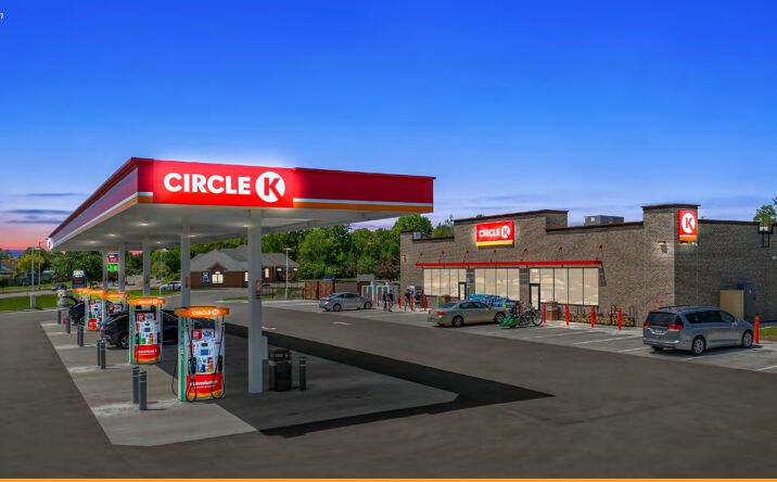 Pictures of Retail property located at 860 Twyckenham Boulevard, Lafayette, IN 47909 for sales - image #1