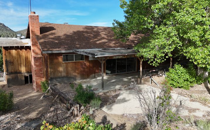 Pictures of Retail property located at 97695 KENNEDY MDWS RD, INYOKERN, CA 93527 for sales - image #1