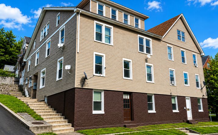 Pictures of Multifamily property located at 2 Altamont Terrace, Cumberland, MD 21502 for sales - image #1