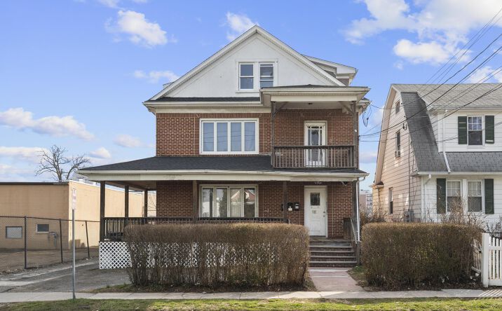 Pictures of Multifamily property located at 16 Wilson Street, Stamford, CT 06902 for sales - image #1