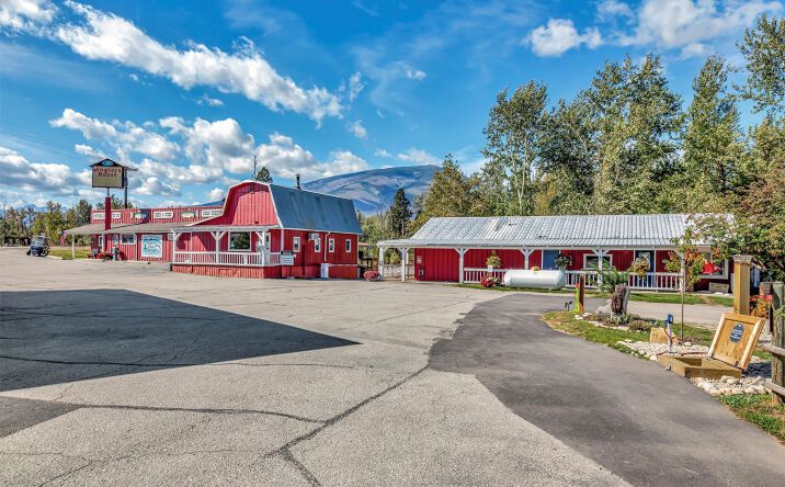 Pictures of Mixed Use property located at 815 US Highway 93 S, HAMILTON, MT 59840 for sales - image #1