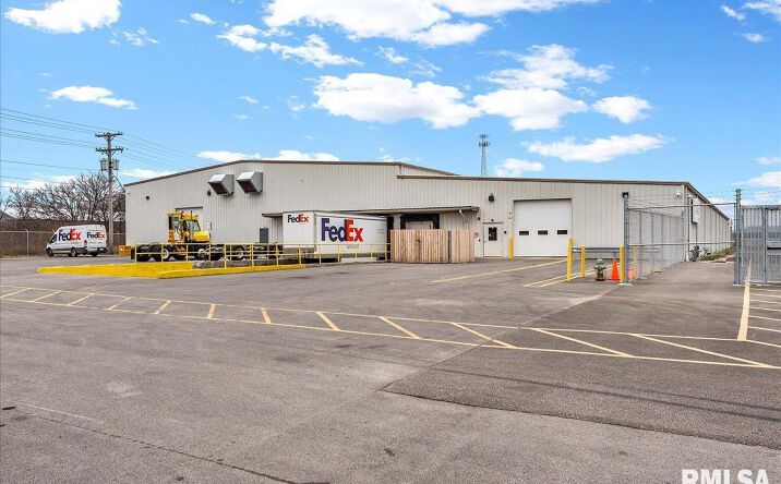 Pictures of Industrial property located at 3350 Koke Mill Road, Springfield, IL 62711 for sales - image #1