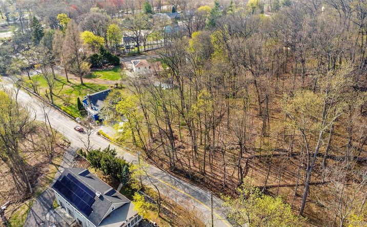 Pictures of Land property located at Chappaqua Road, Ossining, NY 10562 for sales - image #1