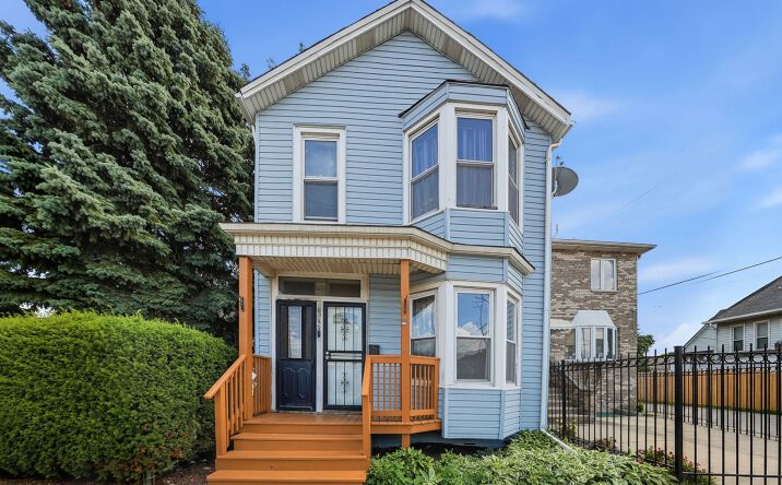 Pictures of Multifamily property located at 541 W Root Street, Chicago, IL 60609 for sales - image #1