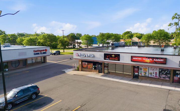 Pictures of Special Purpose property located at 8028 N Middlebelt Road, Westland, MI 48185 for sales - image #1