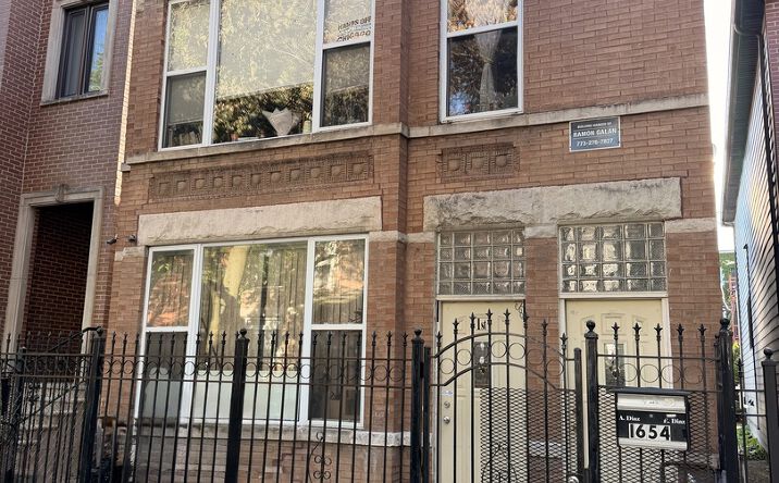 Pictures of Multifamily property located at 1654 N Artesian Avenue, Chicago, IL 60647 for sales - image #1