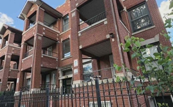 Pictures of Multifamily property located at 5849 S Michigan Avenue, Chicago, IL 60637 for sales - image #1