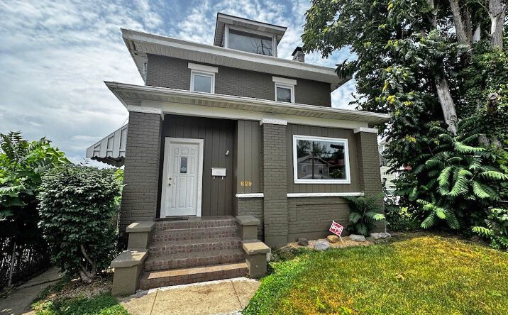 Pictures of Special Purpose property located at 629 Virginia Street W, Charleston, WV 25302 for sales - image #1