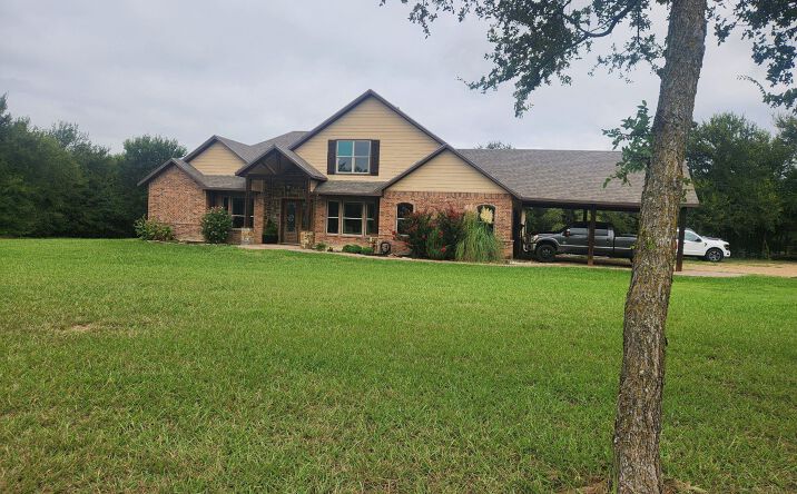 Pictures of Multifamily, Mixed Use, Self Storage property located at TBD Vickie Ln, Gunter, TX 75058 for sales - image #1