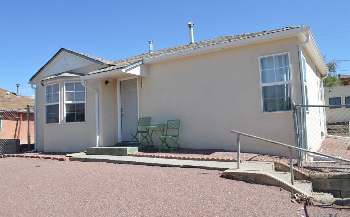 Pictures of Multifamily property located at 902 E Hill Avenue, Gallup, NM 87301 for sales - image #1