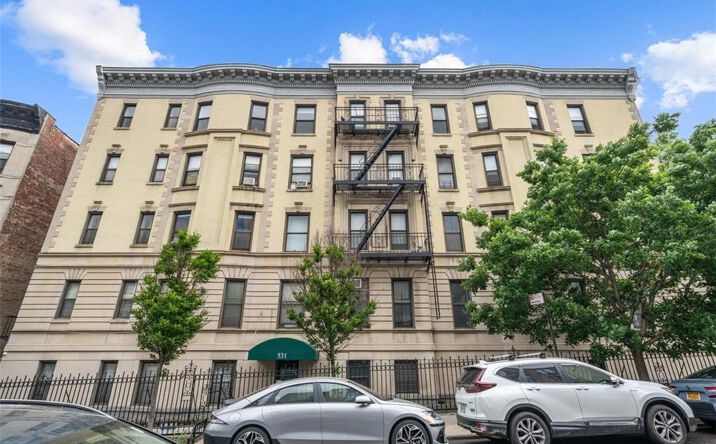 Pictures of Office property located at 531 5th Street 1, Brooklyn, NY 11215 for sales - image #1
