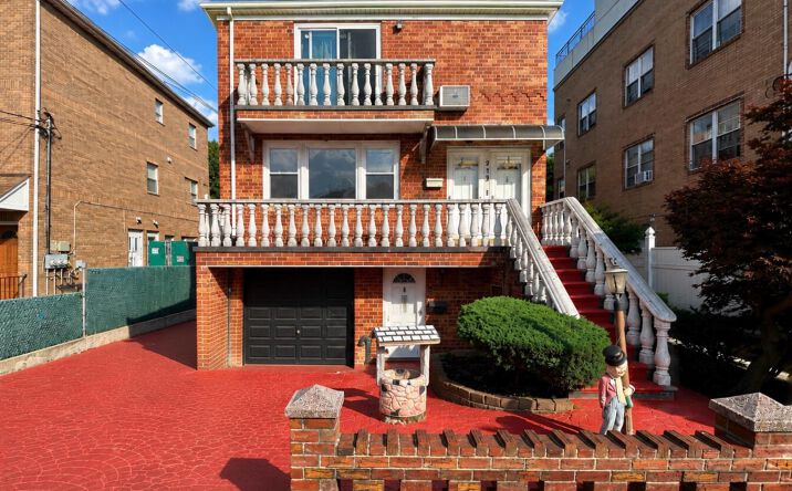 Pictures of Multifamily property located at 215 Bay 35th Street, Brooklyn, NY 11214 for sales - image #1