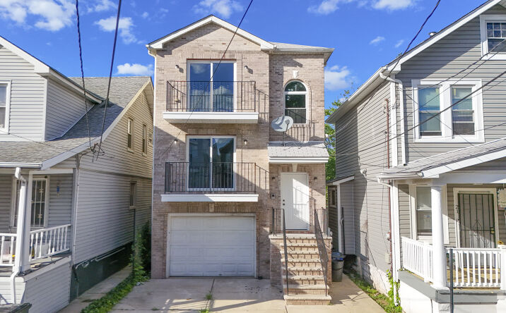 Pictures of Multifamily property located at 23 EDWIN PL, NEWARK, NJ 07112-1521 for sales - image #1