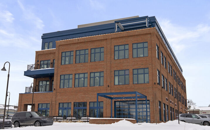 Pictures of Mixed Use property located at 121 West Wilson Bridge Road, Worthington, OH 43085 for sales - image #1