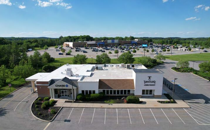 Pictures of Retail property located at 303 Turnpike Road, Westborough, MA 01581 for sales - image #1