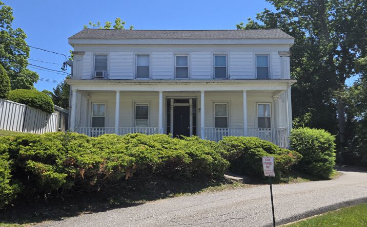 Pictures of Multifamily property located at 7 BROAD ST, NORWICH, CT 06360 for sales - image #1