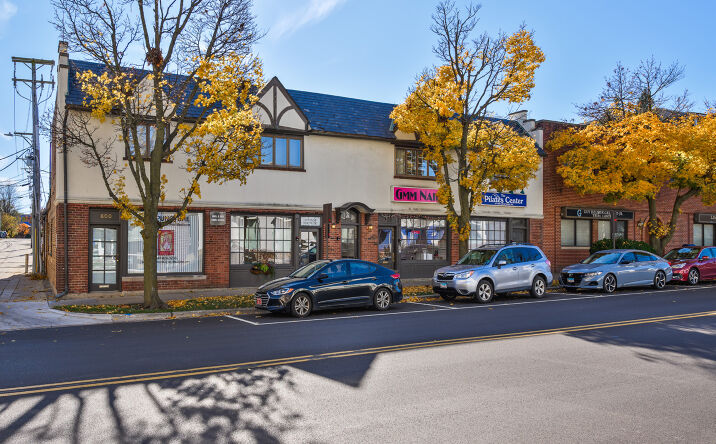 Pictures of Mixed Use property located at 600-616 Laurel Ave., Highland Park, IL 60035 for sales - image #1