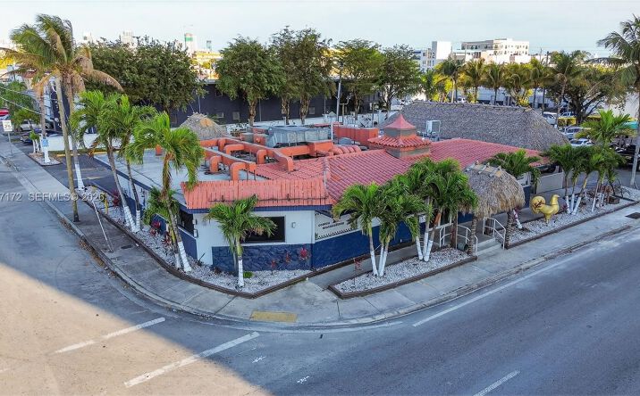 Pictures of Retail property located at 45 NW 22nd Ave, Miami, FL 33125 for sales - image #1