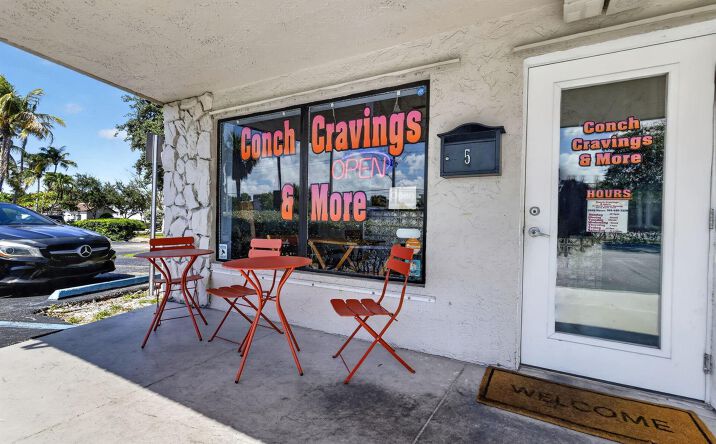 Pictures of Business for Sale, Retail property located at 1191 N Federal Highway # 5, Delray Beach, FL 33483 for sales - image #1