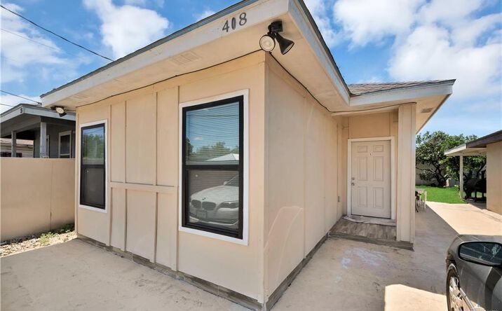 Pictures of Multifamily property located at 408 S 21st Street, McAllen, TX 78501 for sales - image #1
