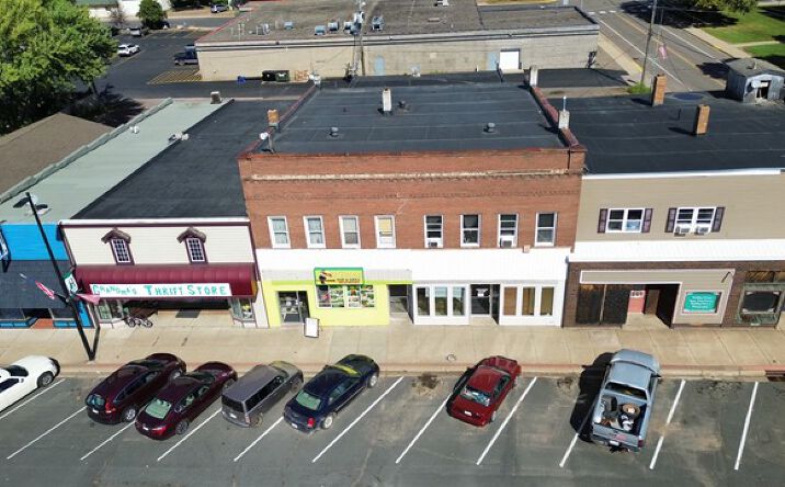Pictures of Retail, Multifamily, Mixed Use property located at 125 Main Street West, Hinckley, MN 55037 for sales - image #1