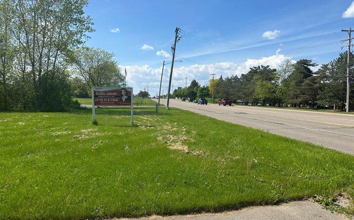 Pictures of Land property located at 8000 S SAGINAW ST, Grand Blanc, MI 48439 for sales - image #1