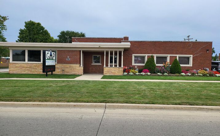 Pictures of Office property located at 12170 FORT ST, Southgate, MI 48195 for sales - image #1