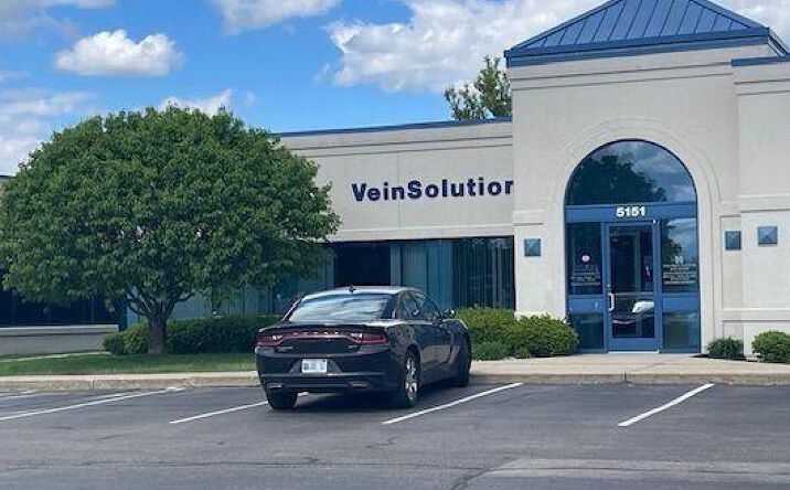 Pictures of Office property located at 5151 GATEWAY CTR 3, Flint, MI 48507 for sales - image #1