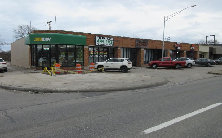 Pictures of Retail property located at 19528 KELLY RD, Harper Woods, MI 48225 for sales - image #1