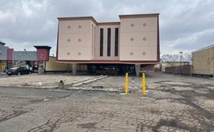 Pictures of Mixed Use, Office property located at 14500 W 8 Mile Road, Oak Park, MI 48237 for sales - image #1