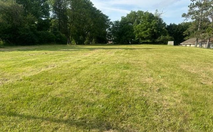 Pictures of Land property located at 3350 Beecher Road, Flint, MI 48532 for sales - image #1