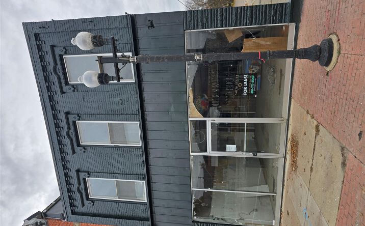 Pictures of Multifamily property located at 327 N Shiawassee Street, Corunna, MI 48817 for sales - image #1