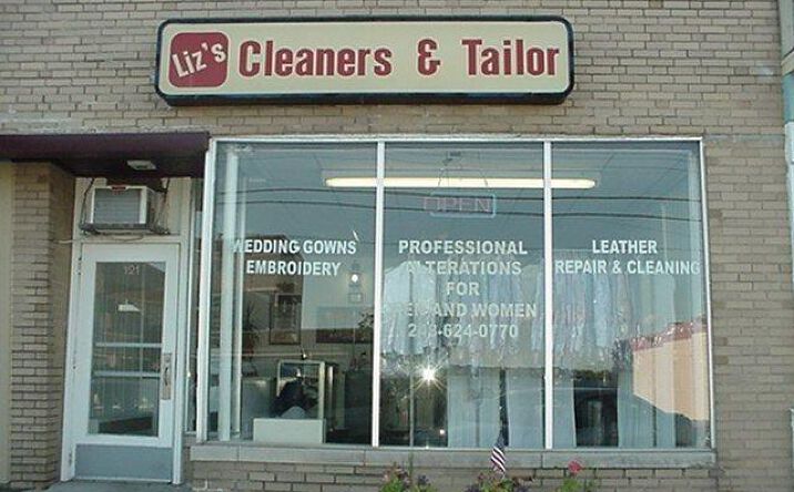 Pictures of Business for Sale, Retail property located at 121 E WALLED LAKE Drive, Walled Lake, MI 48390 for sales - image #1
