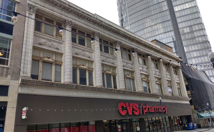 Pictures of Mixed Use, Multifamily, Office, Retail property located at 242 Fifth Ave, Pittsburgh, PA 15222 for sales - image #1