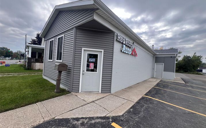 Pictures of Retail, Office property located at 1612 Lapeer Avenue, Port Huron, MI 48060 for sales - image #1