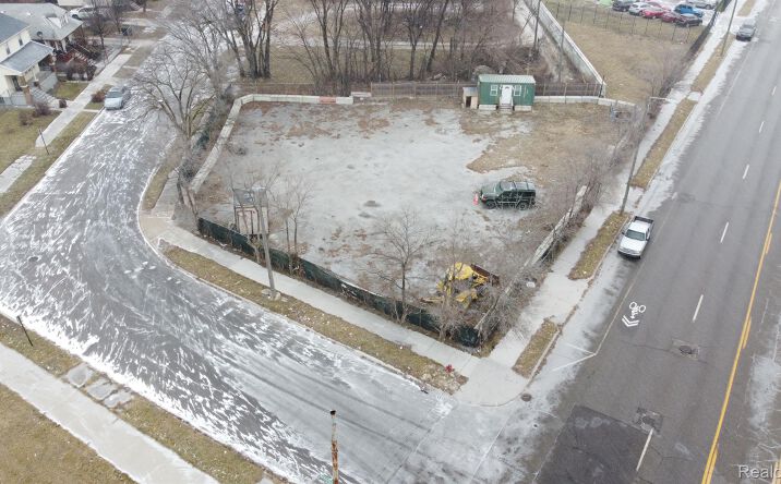 Pictures of Land property located at 6474 W WARREN Avenue, Detroit, MI 48210 for sales - image #1
