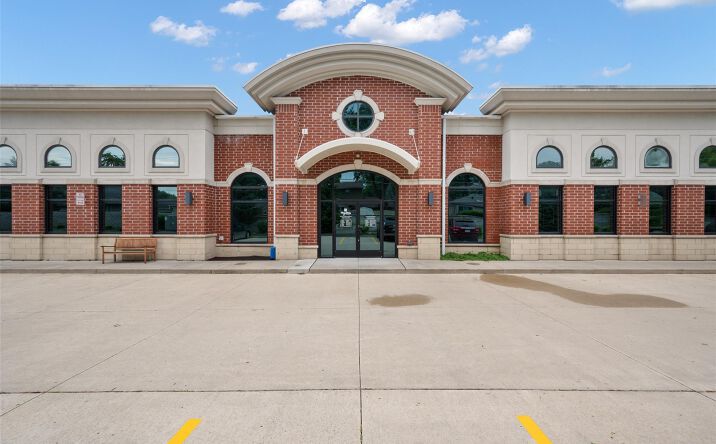 Pictures of Office property located at 42301 Mound Road, Sterling Heights, MI 48314 for sales - image #1