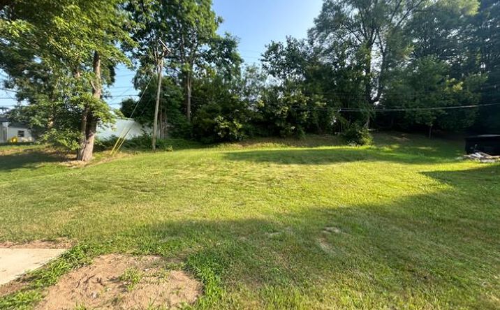 Pictures of Land property located at 2087 E Walton Boulevard, Auburn Hills, MI 48326 for sales - image #1