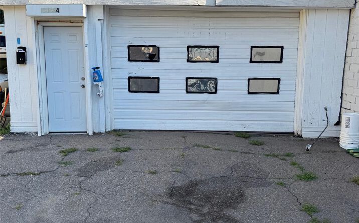 Pictures of Retail property located at 22234 Fenkell Street, Detroit, MI 48223 for sales - image #1