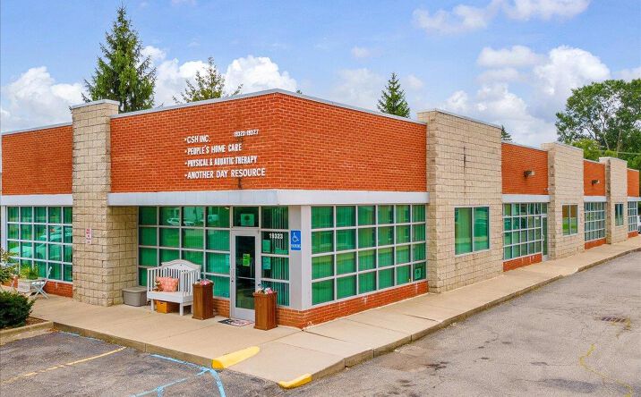 Pictures of Office property located at 19323 Farmington Road, Livonia, MI 48152 for sales - image #1