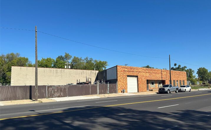 Pictures of Industrial, Mixed Use, Retail property located at 5431 E Davison Street E, Hamtramck, MI 48212 for sales - image #1