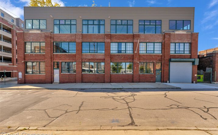 Pictures of Office property located at 2987 Franklin Street 2, Detroit, MI 48207 for sales - image #1
