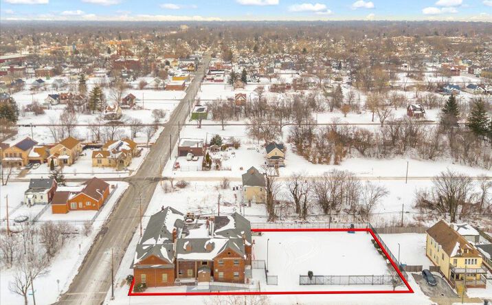 Pictures of Land property located at 2670 Chalmers Street, Detroit, MI 48215 for sales - image #1