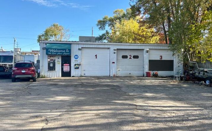 Pictures of Business for Sale, Retail property located at 1370 E Michigan Avenue, Ypsilanti, MI 48198 for sales - image #1