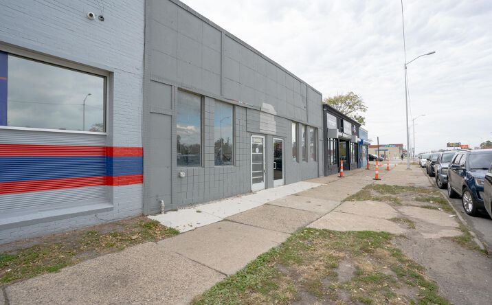 Pictures of Land property located at 14049 Gratiot Avenue, Detroit, MI 48205 for sales - image #1