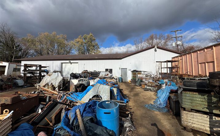 Pictures of Industrial property located at 6465 N Saginaw Street, Mt. Morris, MI 48458 for sales - image #1