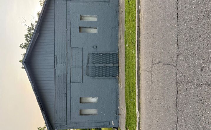 Pictures of Special Purpose, Retail, Industrial, Office, Land property located at 17885 Dequindre Street, Detroit, MI 48212 for sales - image #1