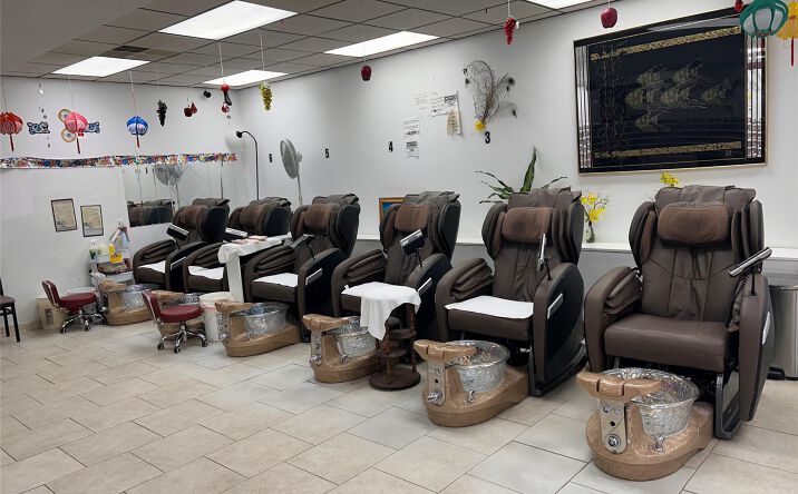 Pictures of Business for Sale, Retail property located at 18240 W 7 Mile Road, Detroit, MI 48219 for sales - image #1